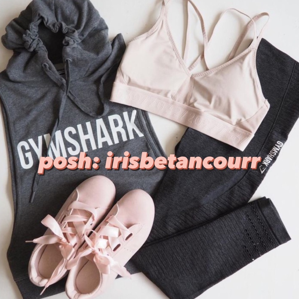SALE! Athletic wear mystery box - Picture 3 of 11